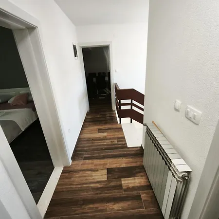 Ante škina Villa Sevid